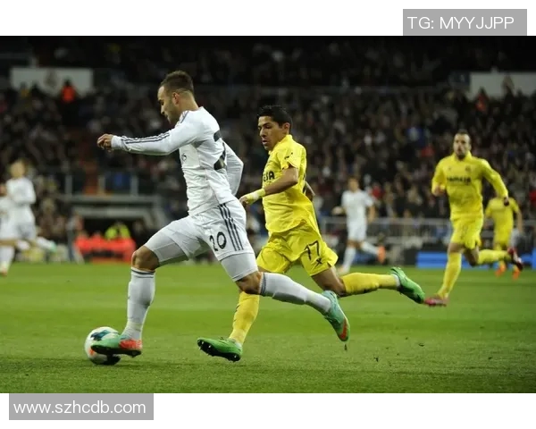 本泽马：从足坛巨星到新征程的传奇旅程与未来展望